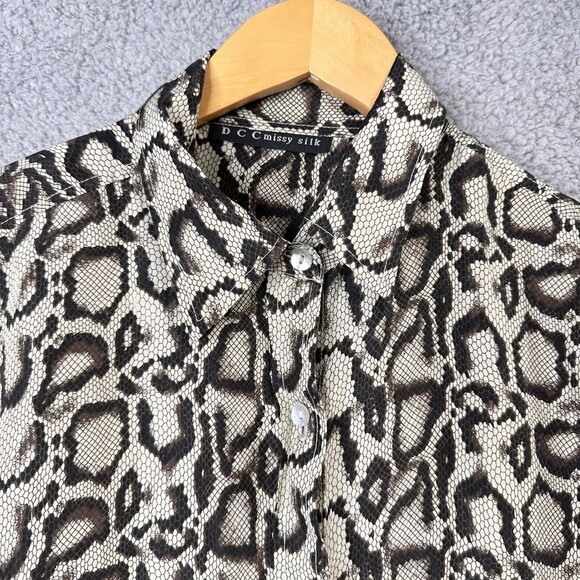 100% Silk Animal Print Blouse Women’s Medium Long Sleeve Button Front Top - Picture 2 of 11